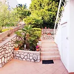 Rb شقة